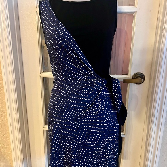 EUC SZ 2 Diane Von Furstenberg Dahlia Faux Wrap Dress in Midnight Black - Picture 4 of 6